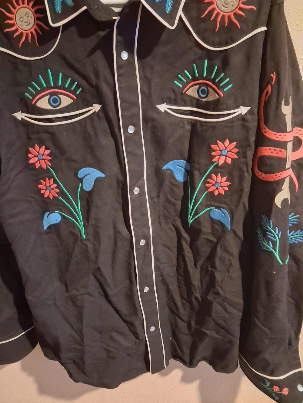 Roark Embroidered Black Western ShColorful Floral & Eye Motif L - Picture 5 of 8
